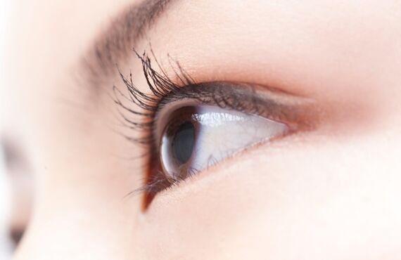 似合うまつげパーマのデザインを提案いたします | 天神で自然なマツエクを行うEyelashsalon Mom 