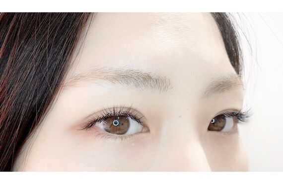 天神マツエクサロンEyelashsalonMomではフラットラッシュなどいろんな種類の毛質を取り揃えております